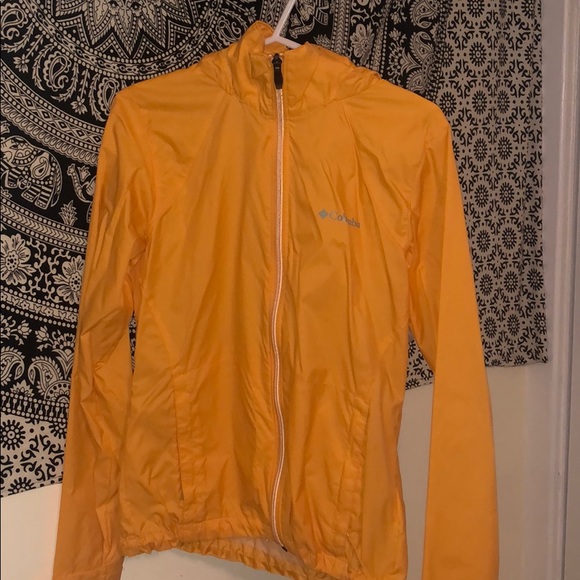 Columbia Jackets & Blazers - 2 🌟Columbia windbreakers